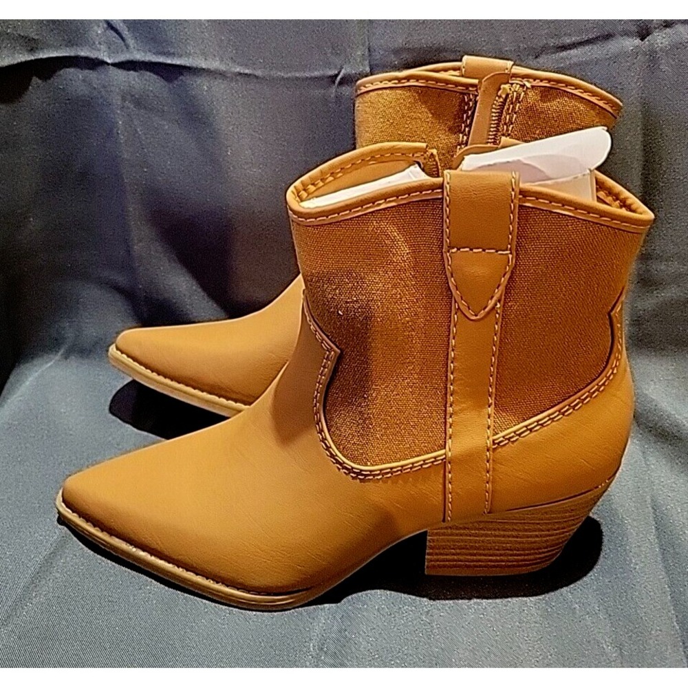 Women's Kay Western Boots - Universal Thread tan size 6.5
